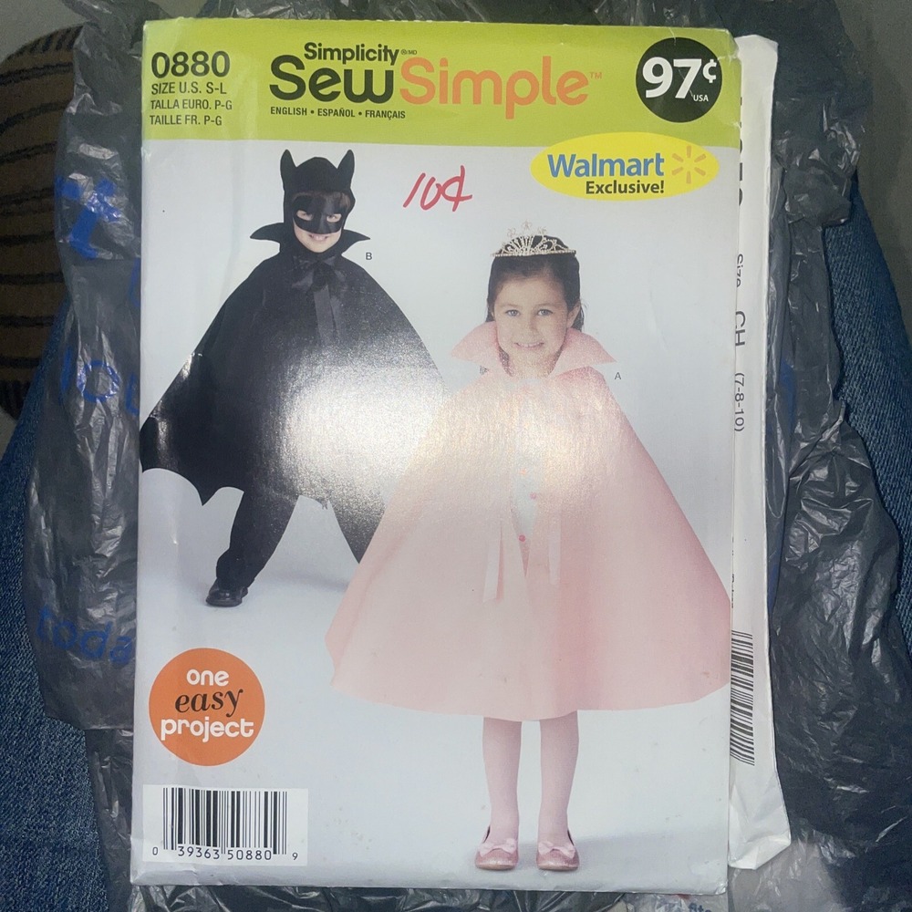 Batman‎ or Princess Cape Simplicity Sew Simple Pattern Costume Kids S M L Uncut